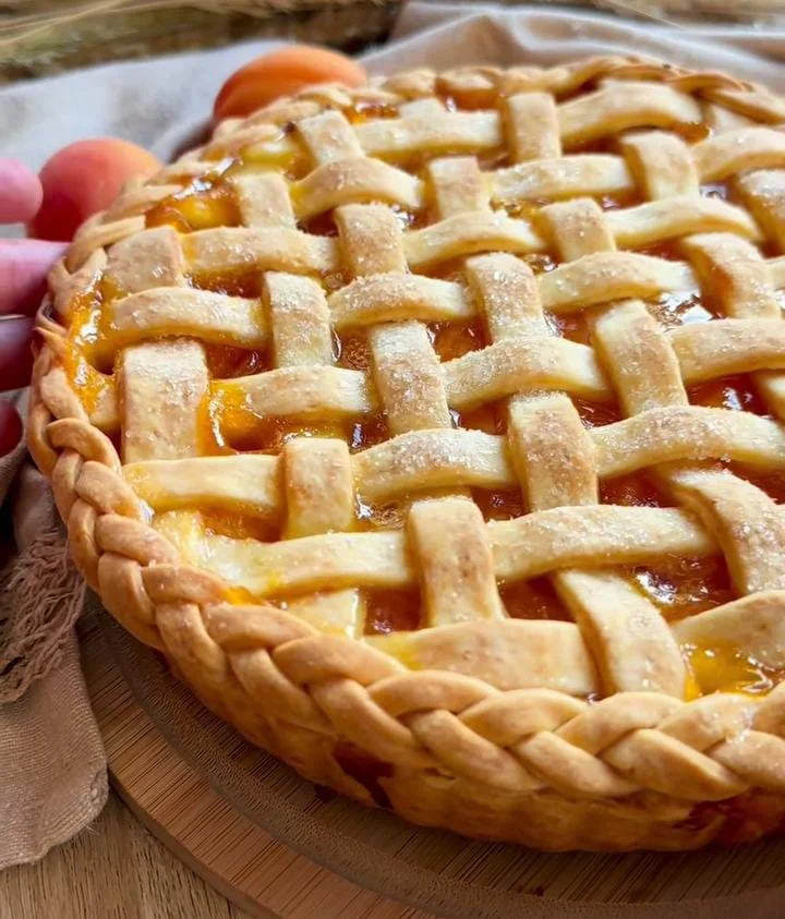 Easy Individual Peach Pies