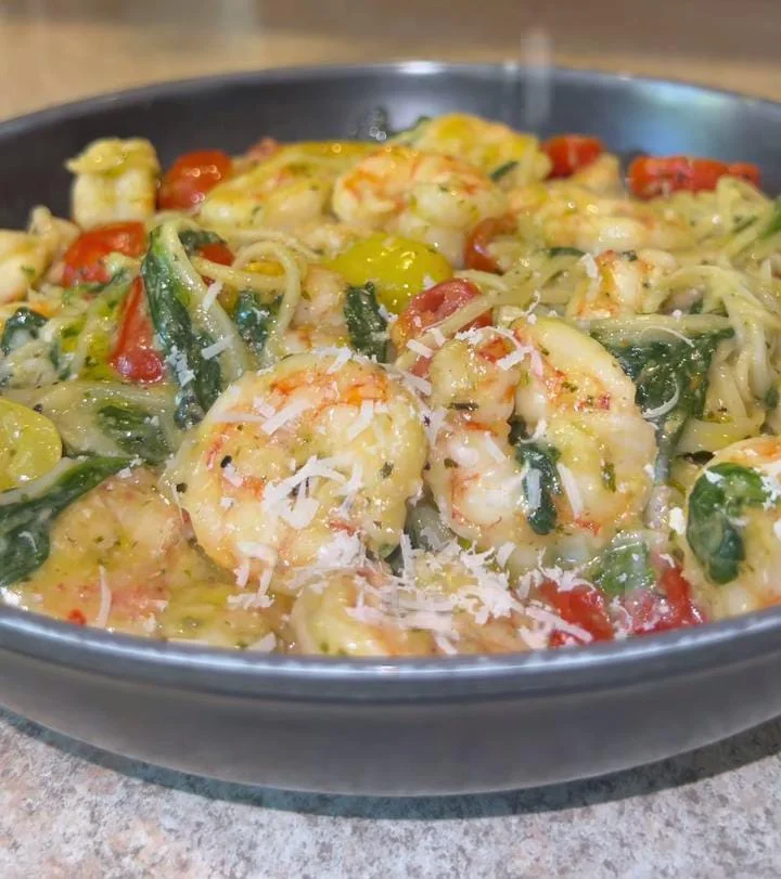 Pesto Shrimp Linguine with Cherry Tomatoes