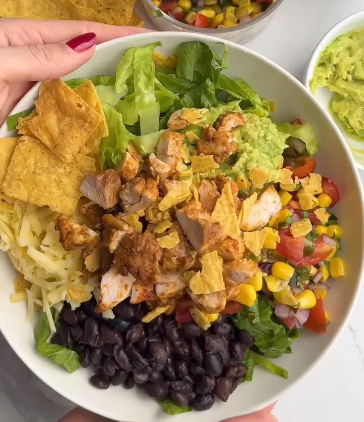 Healthy Chicken Burrito Bowls